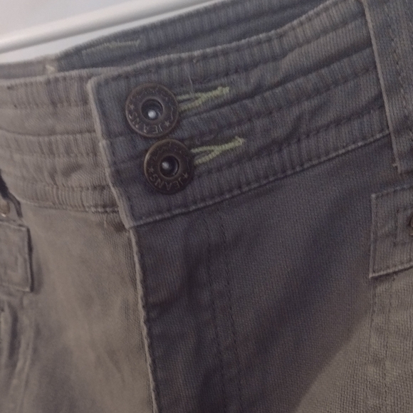 Point Zero Capris size 8 - Picture 3 of 8